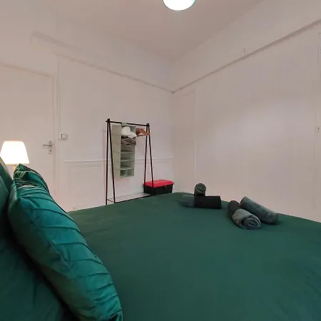 Appart'homecity - Marne 1850 Apartment