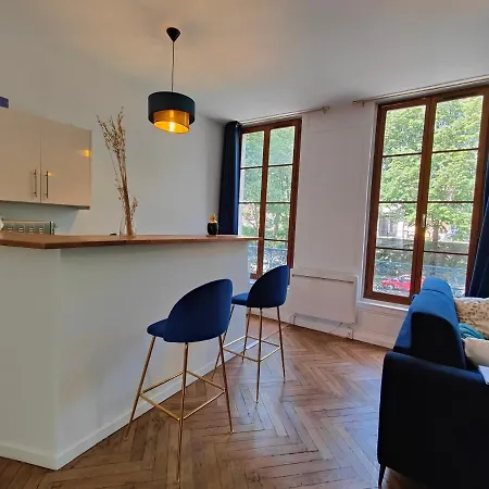 Appart'homecity - Marne 1850 Apartment *