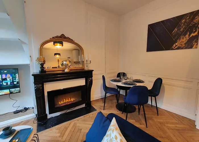 Appart'homecity - Marne 1850 Apartment